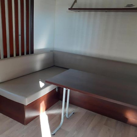 Mobilhome Agreable Sans Draps Ni Serviettes Port-la-Nouvelle Exterior photo